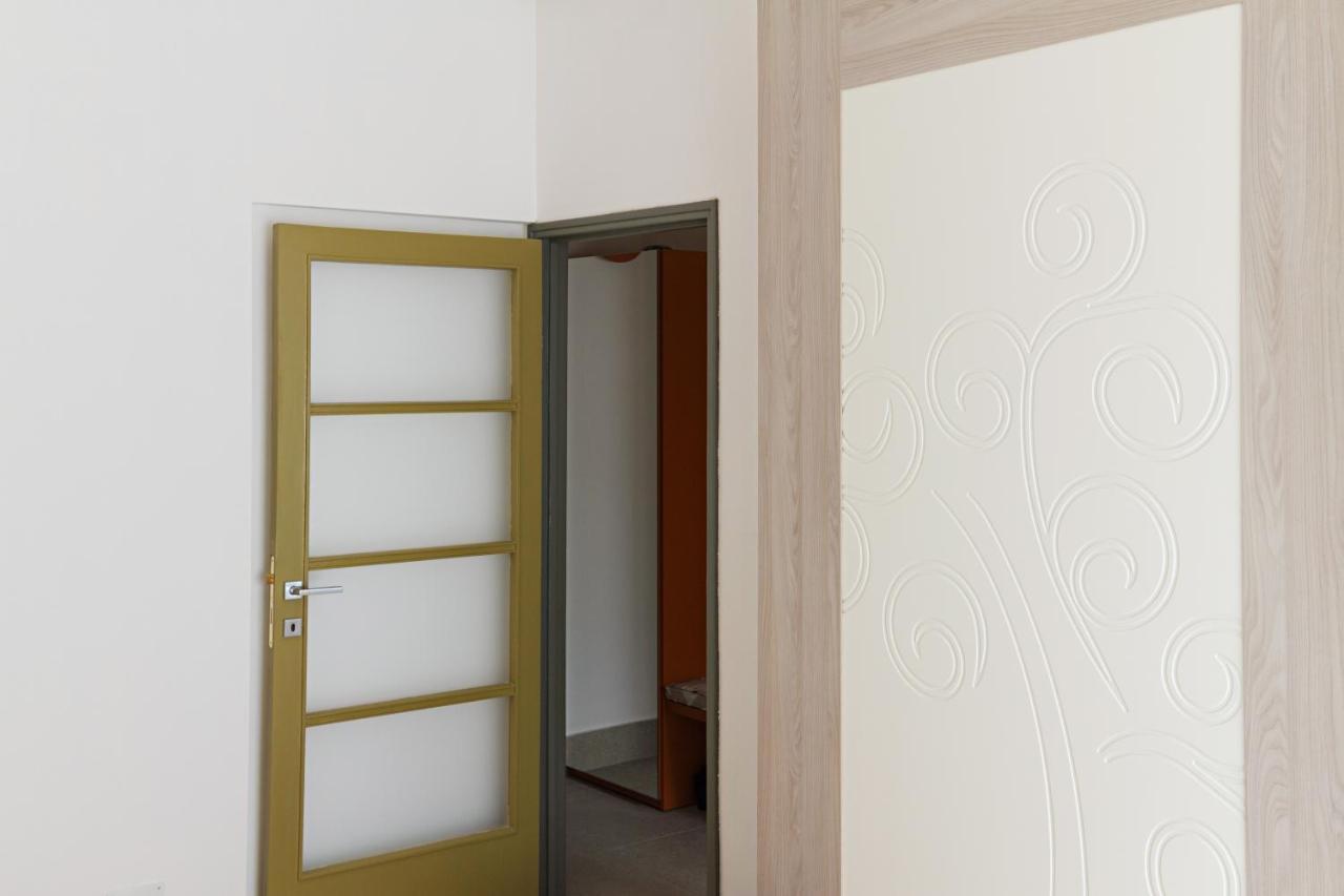 Appartamento Joivy Smart 1-bed With Modern Amenities Milano